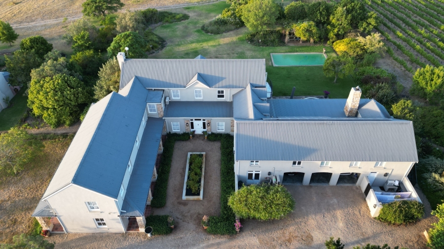 7 Bedroom Property for Sale in Stellenbosch Farms Western Cape